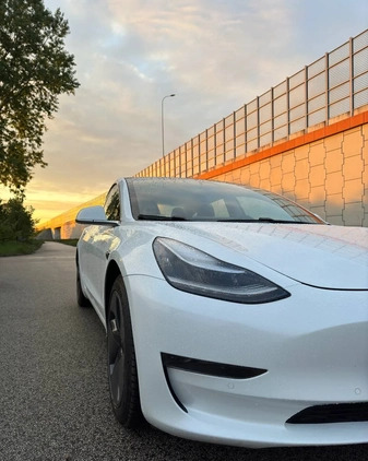 Tesla Model 3 cena 120000 przebieg: 46000, rok produkcji 2020 z Warszawa małe 436